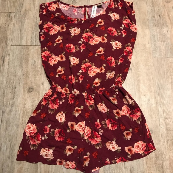 Floral Romper - Picture 1 of 3